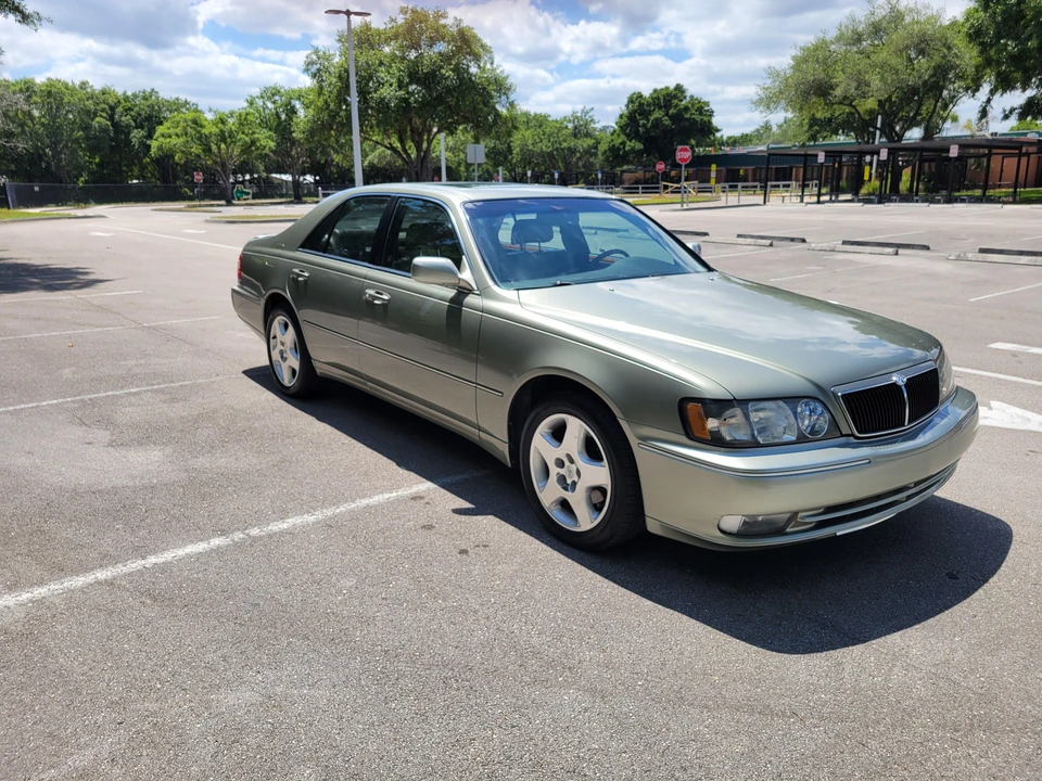 2001 Infiniti Q45 2nd Gen - Image 14 of 31