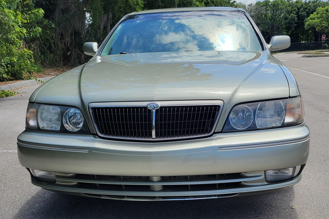 2001 Infiniti Q45 2nd Gen - Image 2 of 31