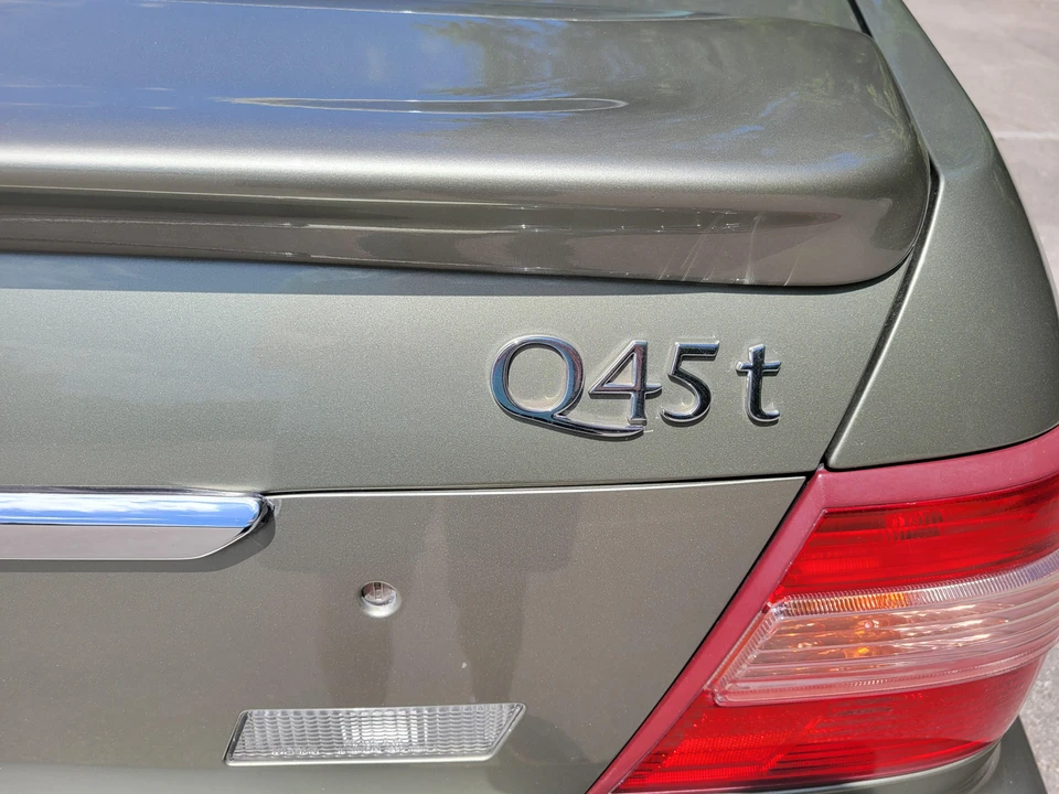 2001 Infiniti Q45 2nd Gen - Image 24 of 31