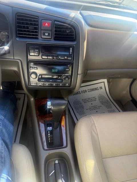 2001 Infiniti G20 2nd Gen - Image 15 of 17