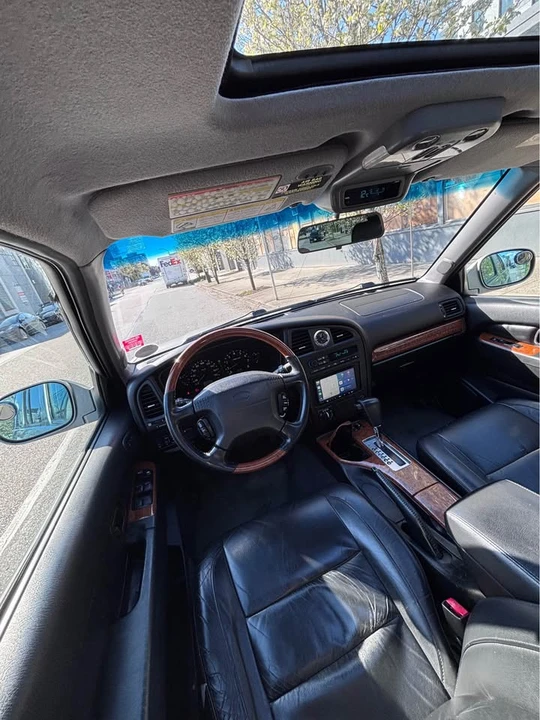 2001 Infiniti QX4 - Image 5 of 7