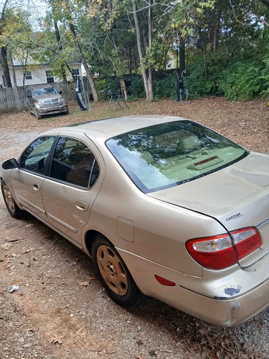 2001 Infiniti QX4 - Image 2 of 12