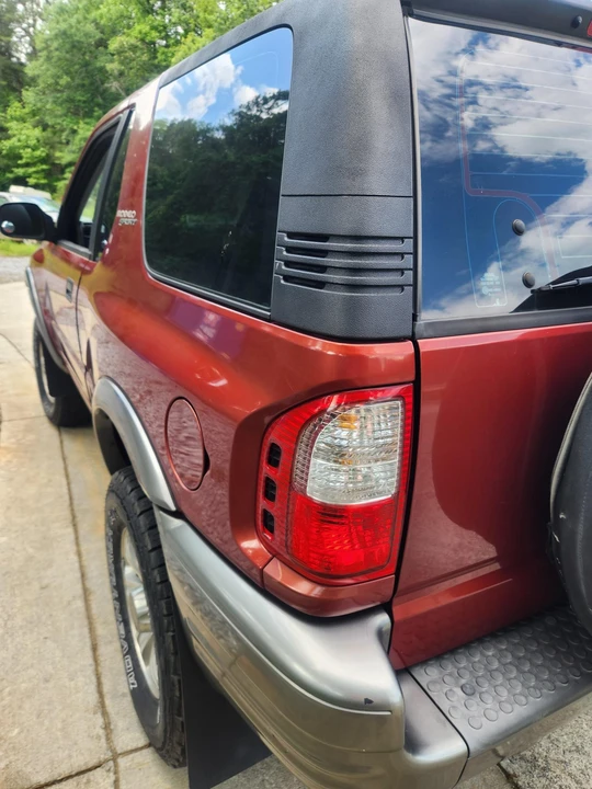 2001 Isuzu Rodeo - Image 23 of 31