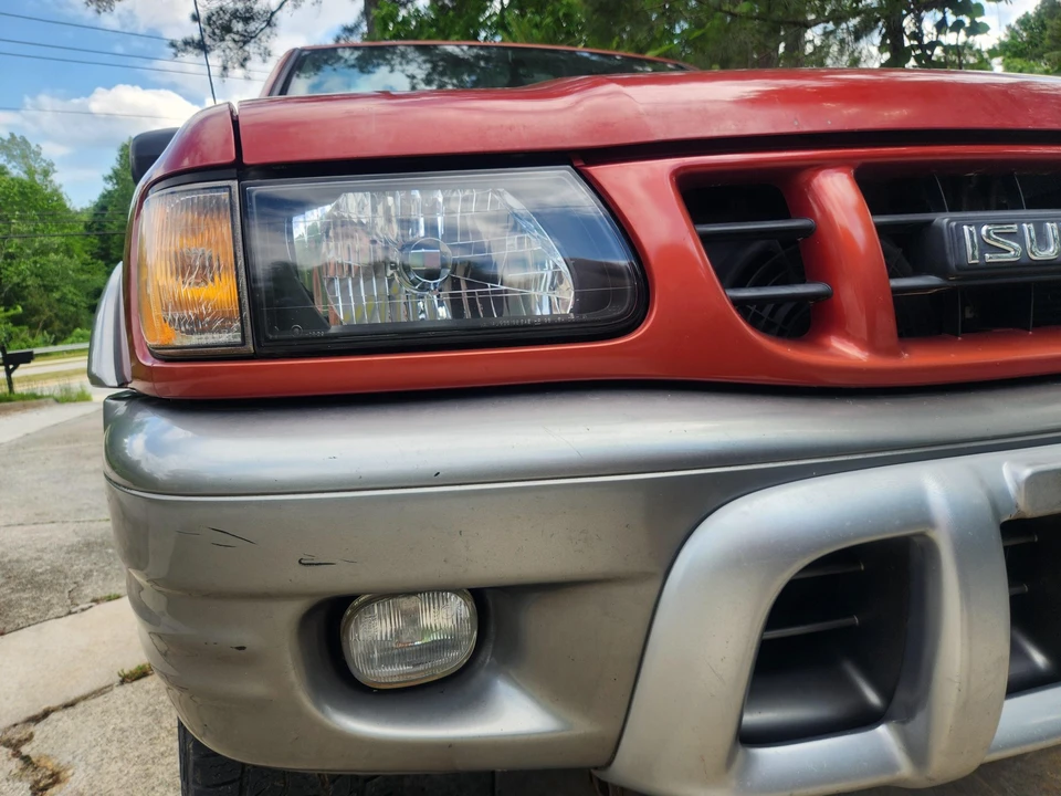 2001 Isuzu Rodeo - Image 15 of 31