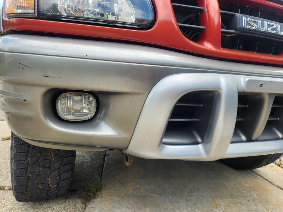 2001 Isuzu Rodeo - Image 16 of 31