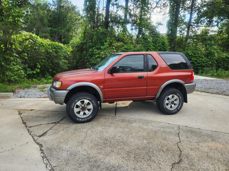 2001 Isuzu Rodeo - Image 9 of 31