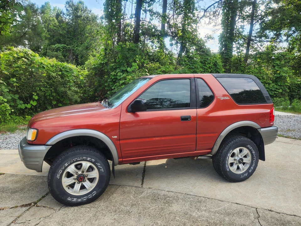 2001 Isuzu Rodeo - Image 8 of 31
