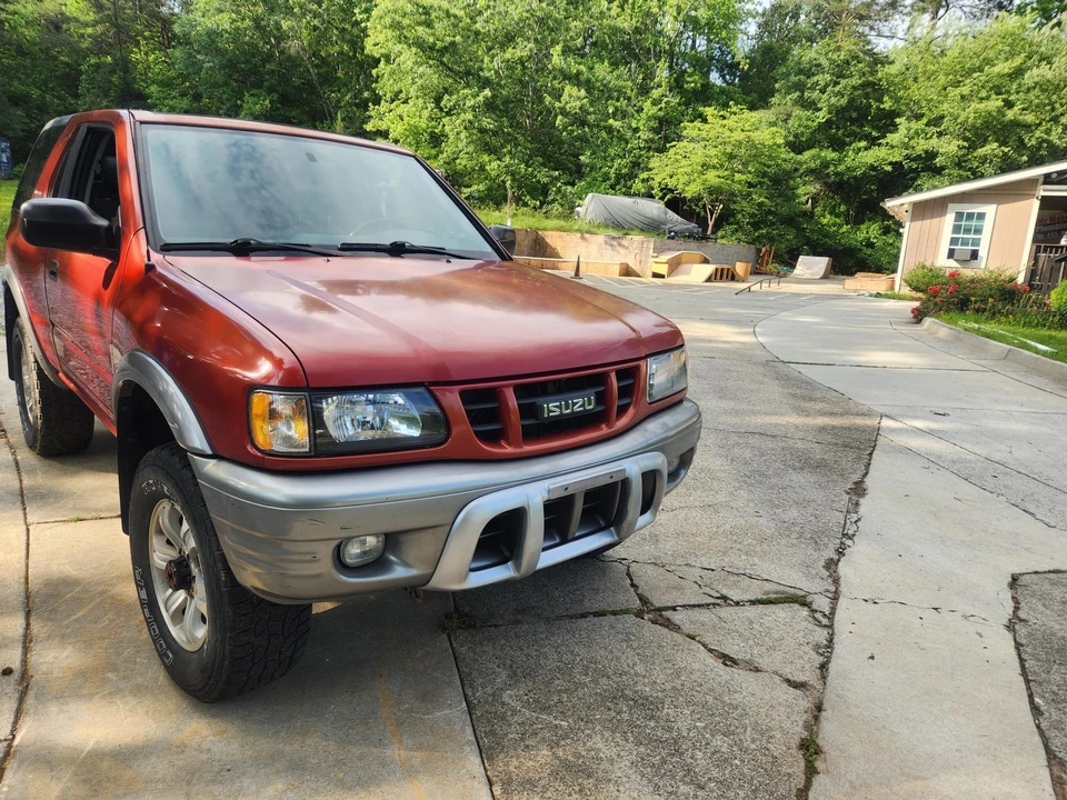 2001 Isuzu Rodeo - Image 3 of 31