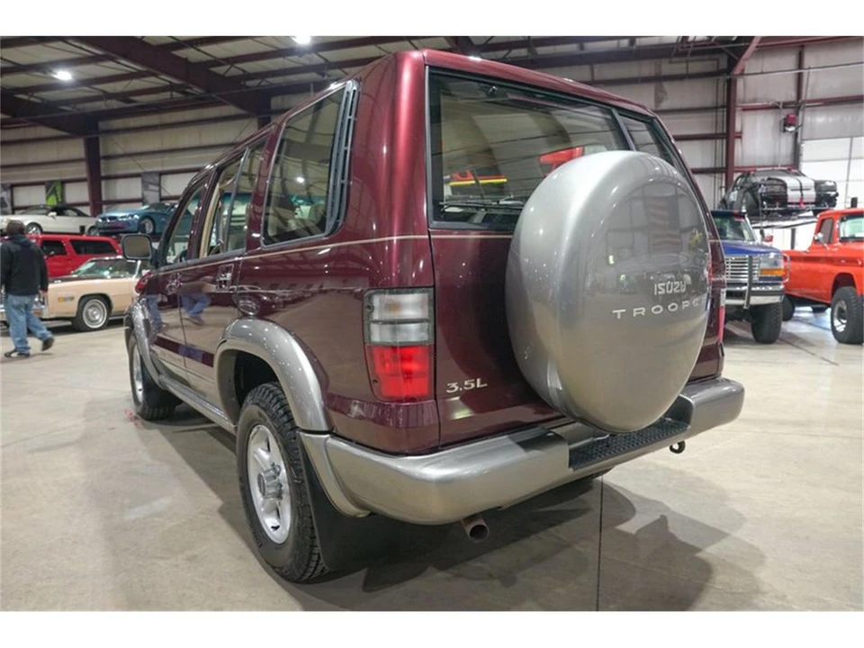 2001 Isuzu Trooper - Image 6 of 31