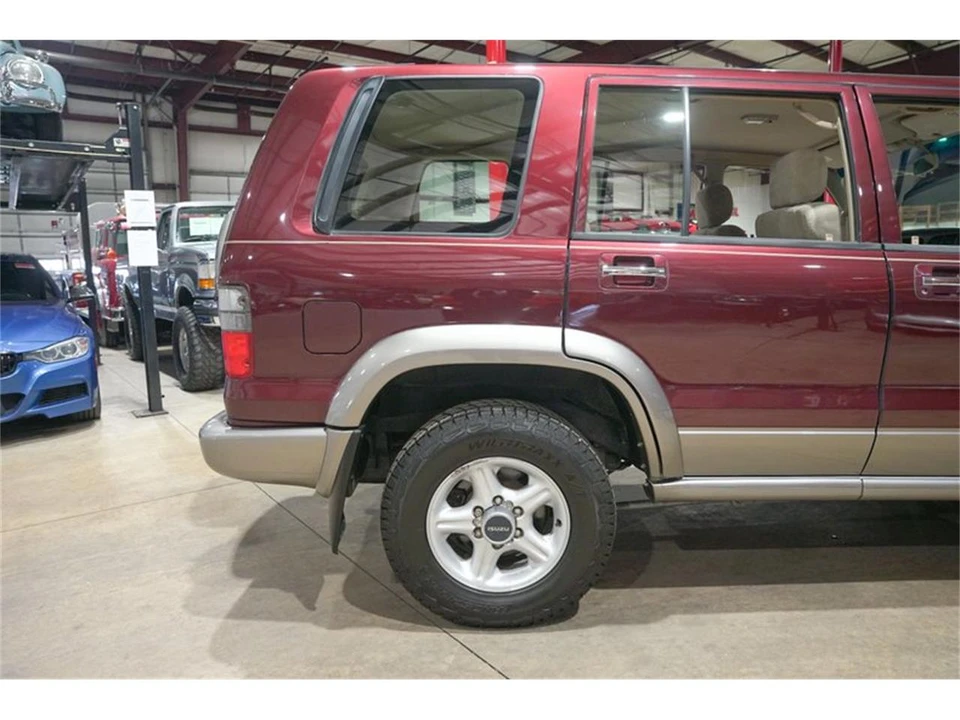 2001 Isuzu Trooper - Image 9 of 31