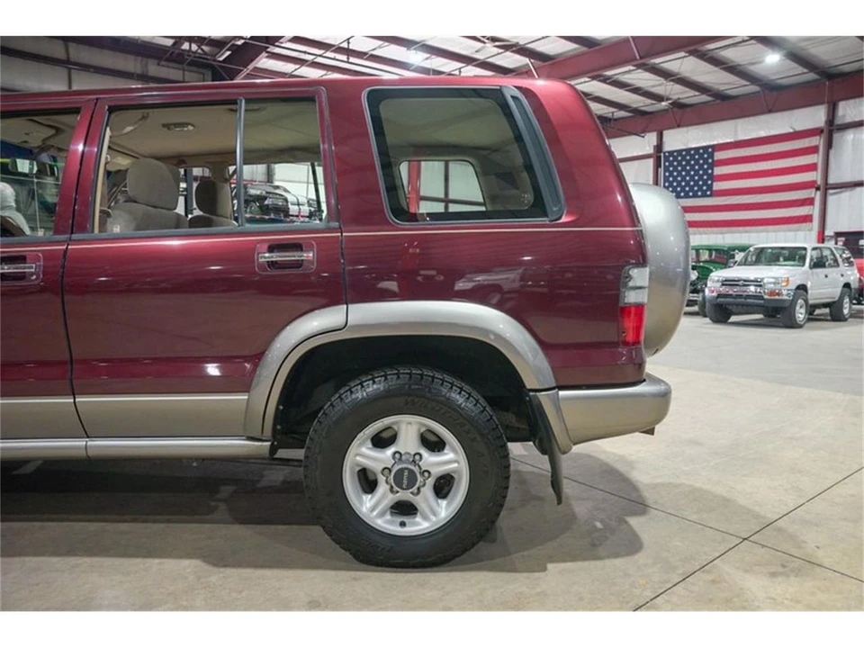 2001 Isuzu Trooper - Image 5 of 31