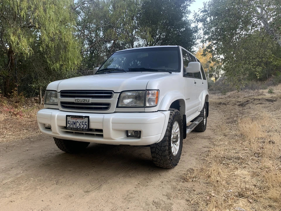 2001 Isuzu Trooper - Image 7 of 31