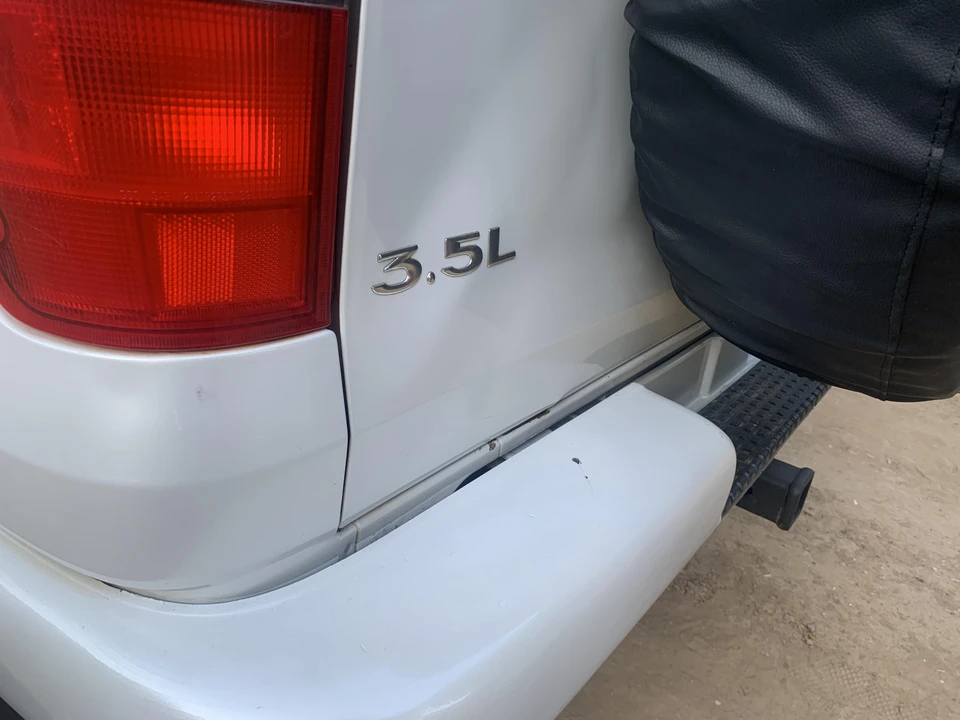 2001 Isuzu Trooper - Image 28 of 31