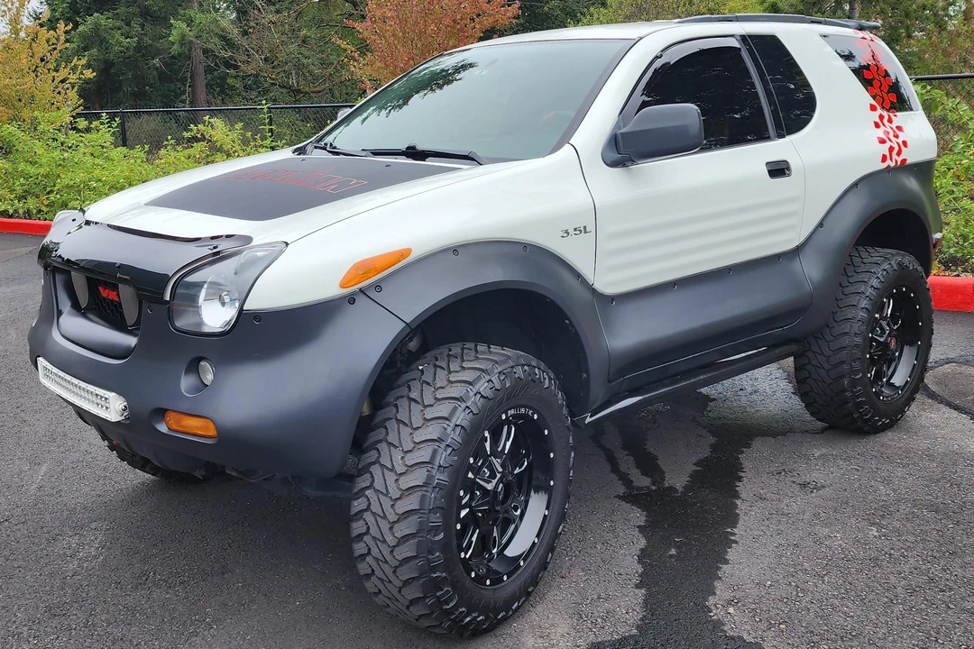 2001 Isuzu VehiCROSS - Image 10 of 31