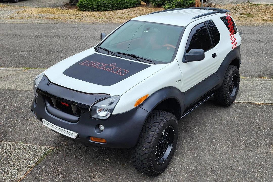 2001 Isuzu VehiCROSS - Image 11 of 31
