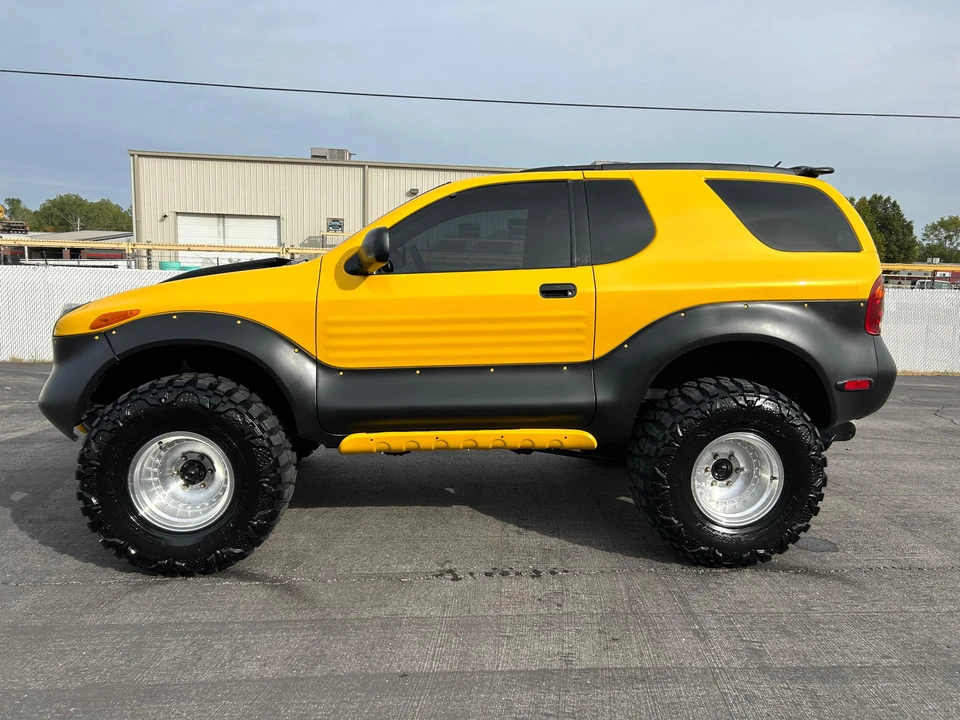 2001 Isuzu VehiCROSS - Image 10 of 31