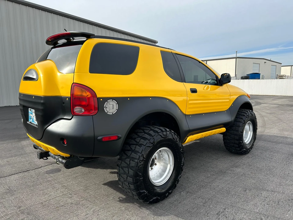 2001 Isuzu VehiCROSS - Image 11 of 31
