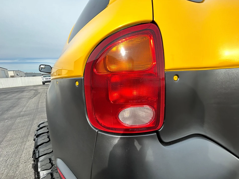 2001 Isuzu VehiCROSS - Image 21 of 31