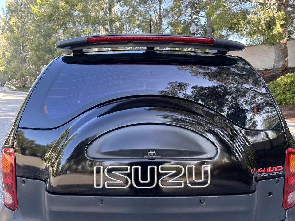 2001 Isuzu VehiCROSS - Image 20 of 31