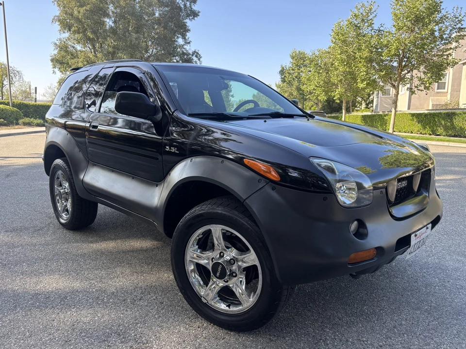 2001 Isuzu VehiCROSS - Image 8 of 31