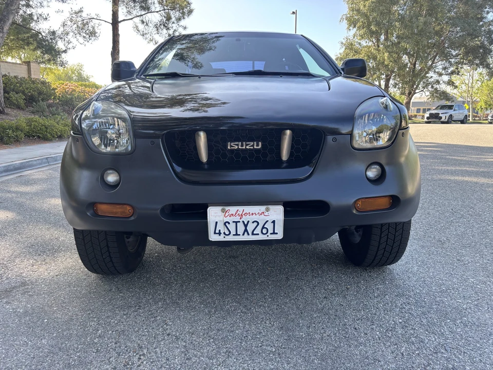 2001 Isuzu VehiCROSS - Image 9 of 31