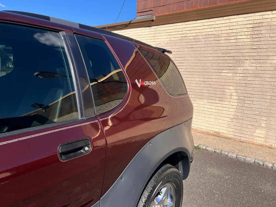2001 Isuzu VehiCROSS - Image 25 of 31