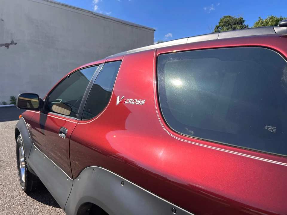 2001 Isuzu VehiCROSS - Image 26 of 31