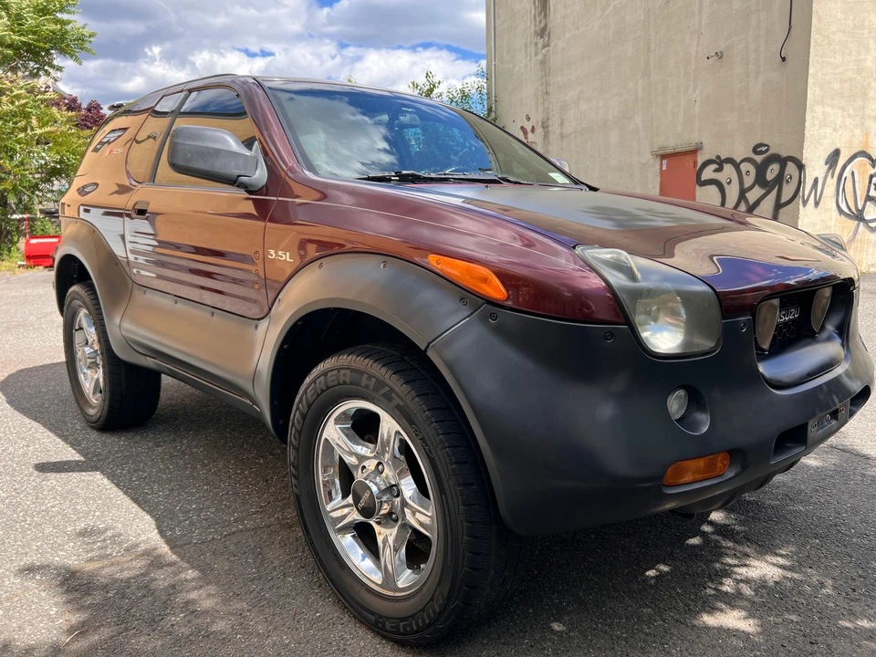 2001 Isuzu VehiCROSS - Image 17 of 31