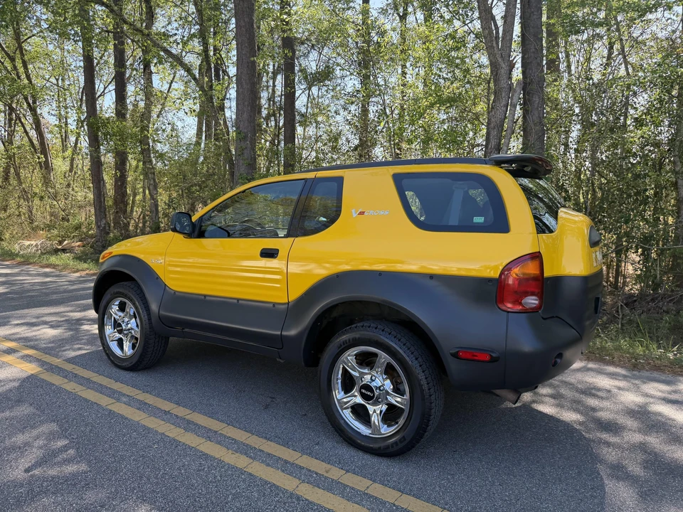 2001 Isuzu VehiCROSS - Image 14 of 31