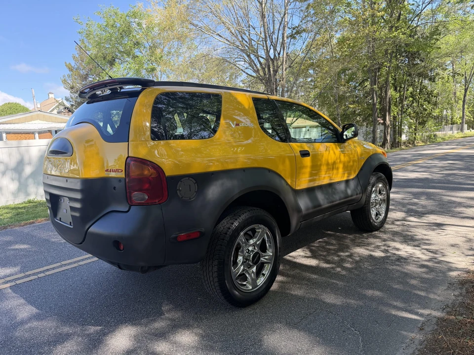 2001 Isuzu VehiCROSS - Image 25 of 31