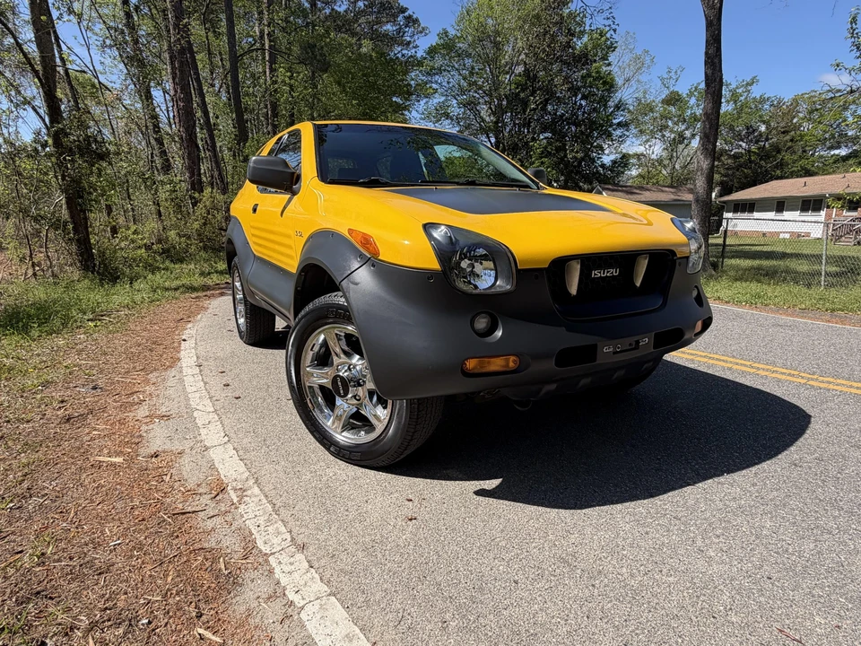2001 Isuzu VehiCROSS - Image 3 of 31