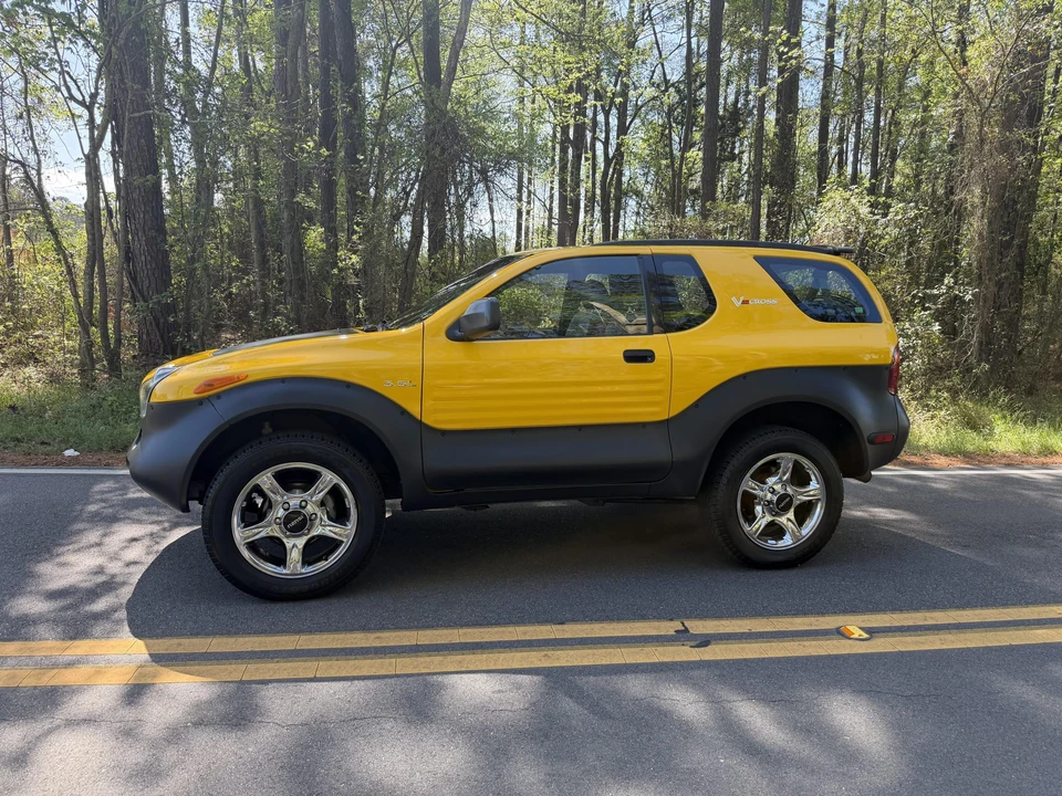 2001 Isuzu VehiCROSS - Image 13 of 31