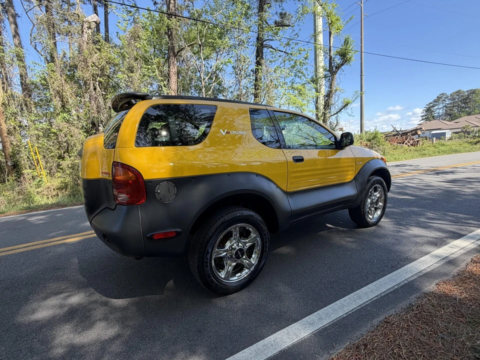 2001 Isuzu VehiCROSS - Image 24 of 31