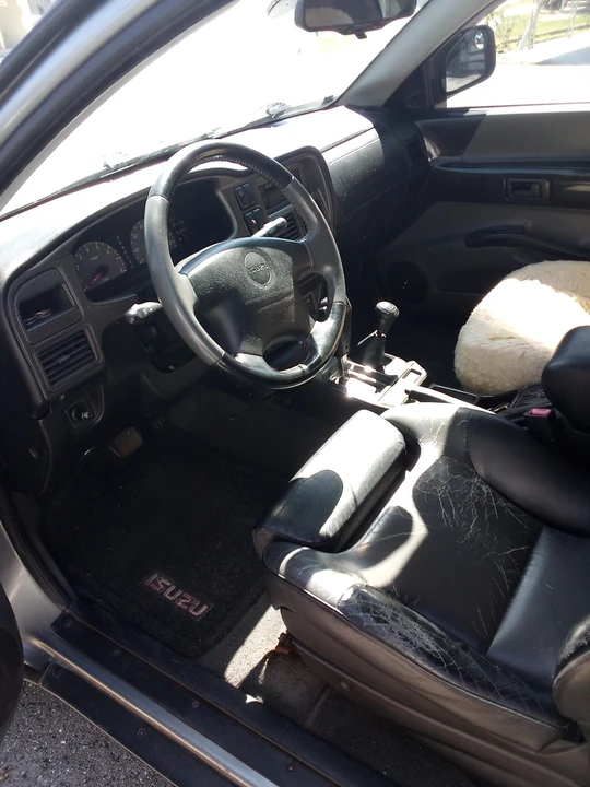 2001 Isuzu VehiCROSS - Image 6 of 6