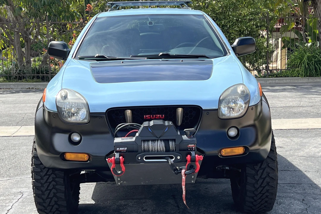 2001 Isuzu VehiCROSS - Image 2 of 6