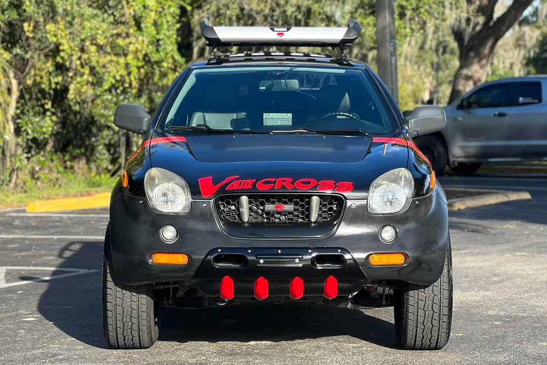 2001 Isuzu VehiCROSS - Image 2 of 31