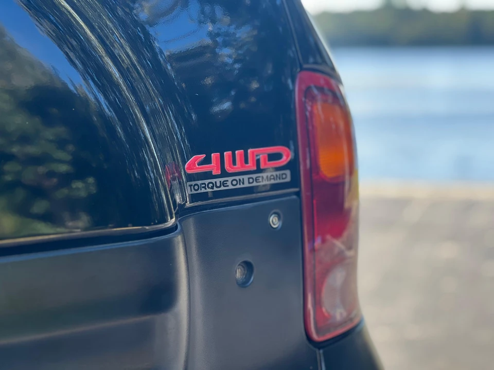 2001 Isuzu VehiCROSS - Image 29 of 31
