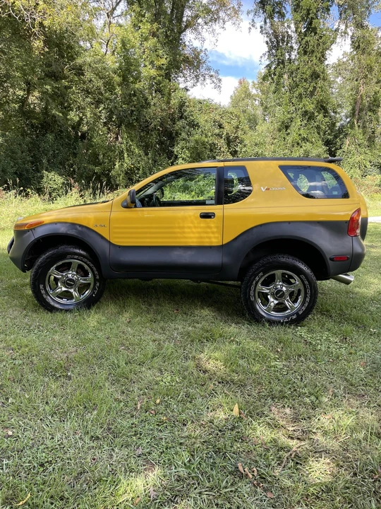 2001 Isuzu VehiCROSS - Image 10 of 31
