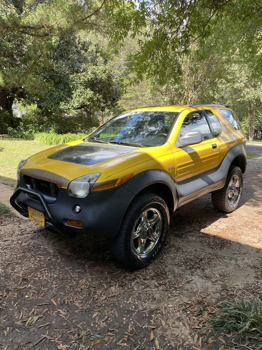 2001 Isuzu VehiCROSS - Image 8 of 31