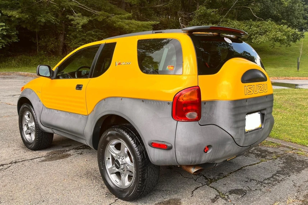 2001 Isuzu VehiCROSS - Image 4 of 31