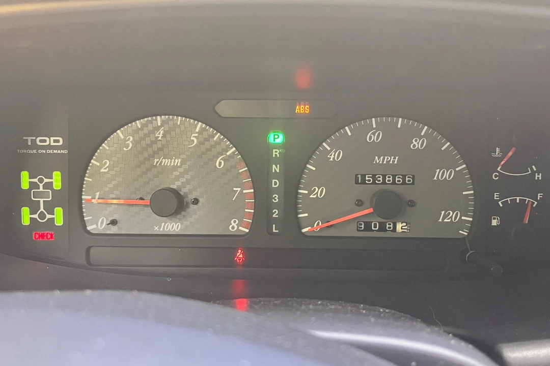 2001 Isuzu VehiCROSS - Image 31 of 31