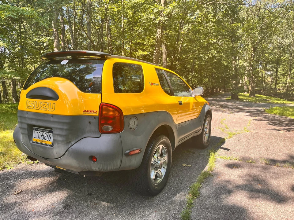 2001 Isuzu VehiCROSS - Image 9 of 31
