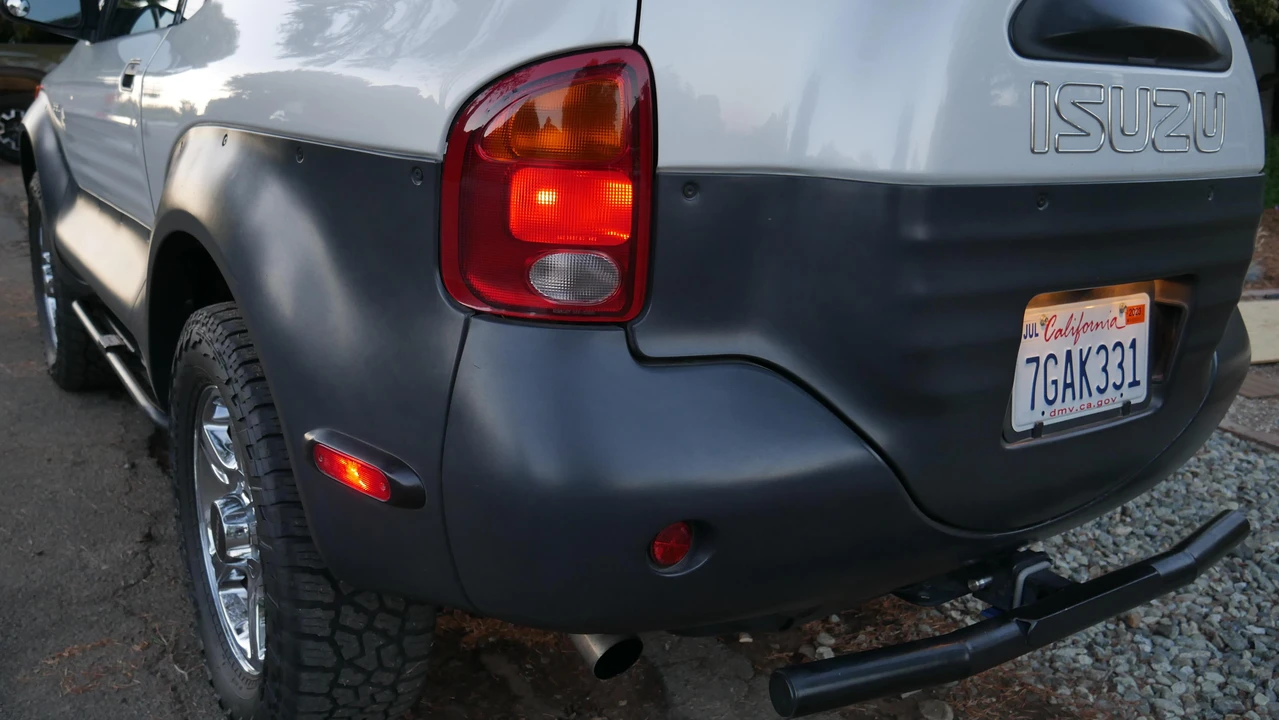 2001 Isuzu VehiCROSS - Image 20 of 23