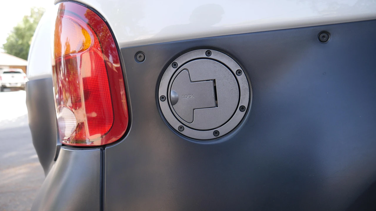 2001 Isuzu VehiCROSS - Image 22 of 23