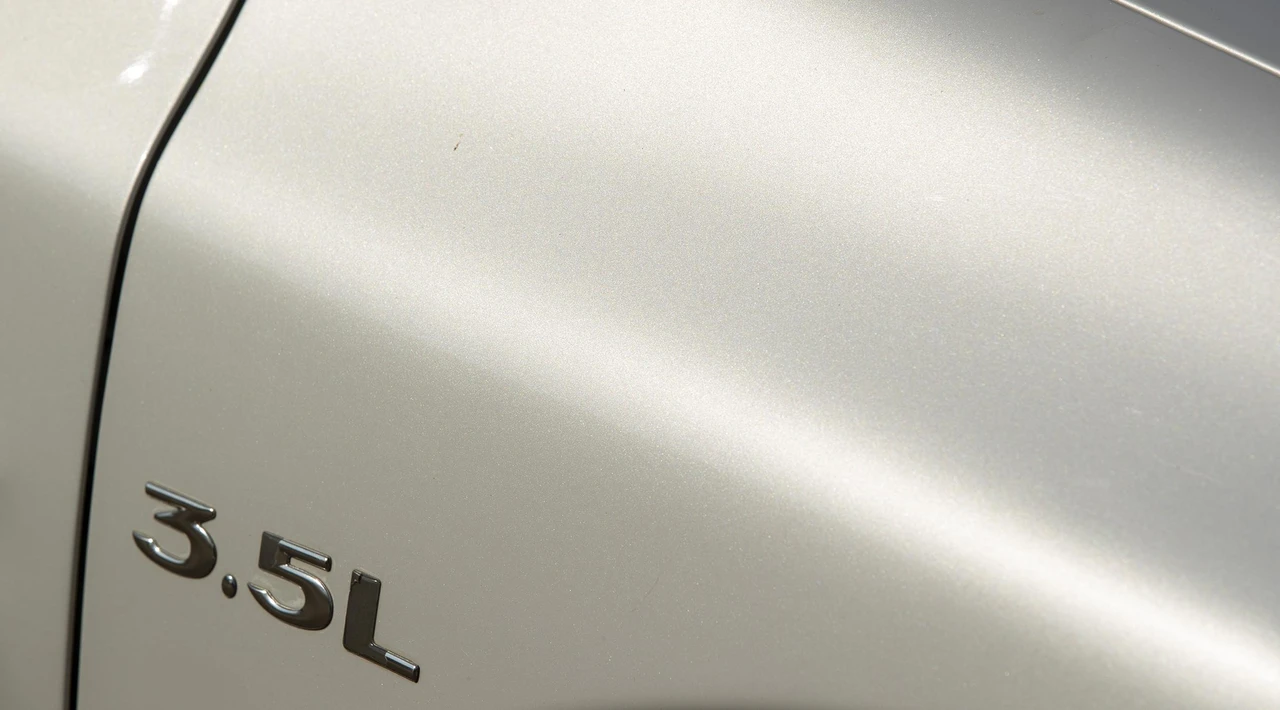 2001 Isuzu VehiCROSS - Image 23 of 23