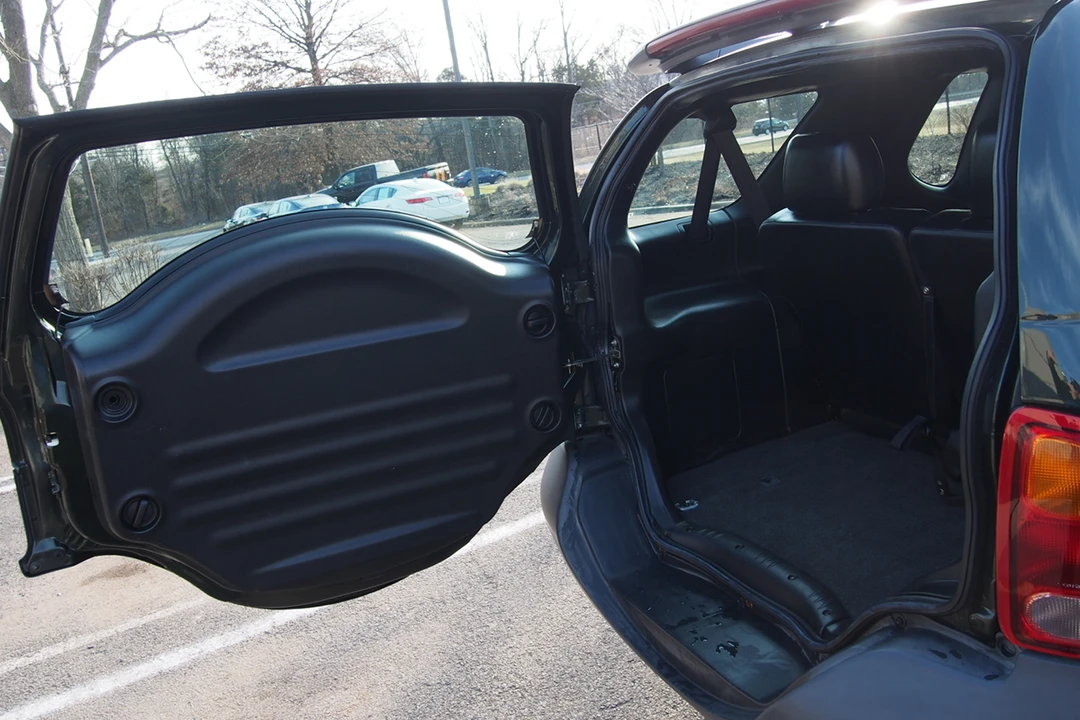 2001 Isuzu VehiCROSS - Image 25 of 31