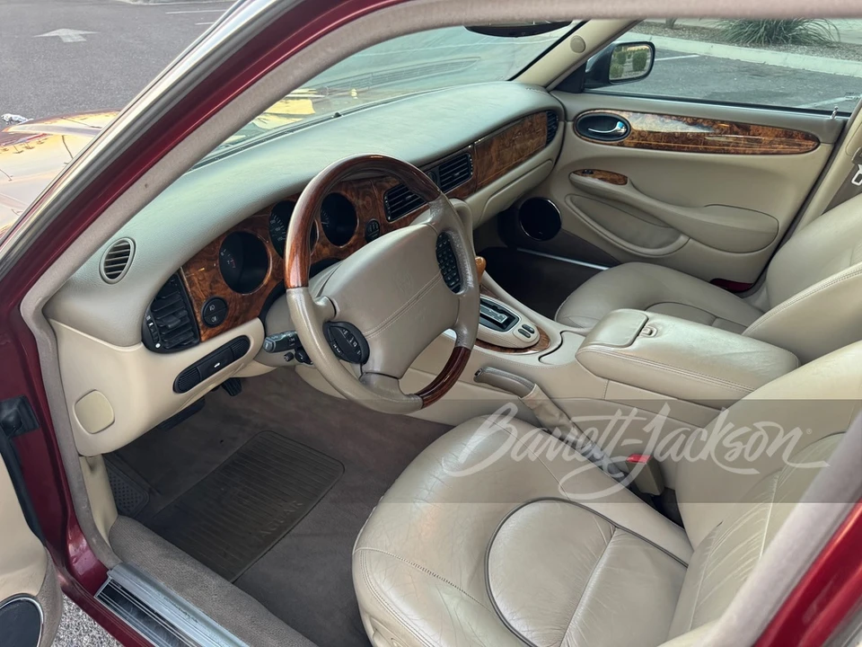 2001 Jaguar X308 XJ - Image 4 of 8