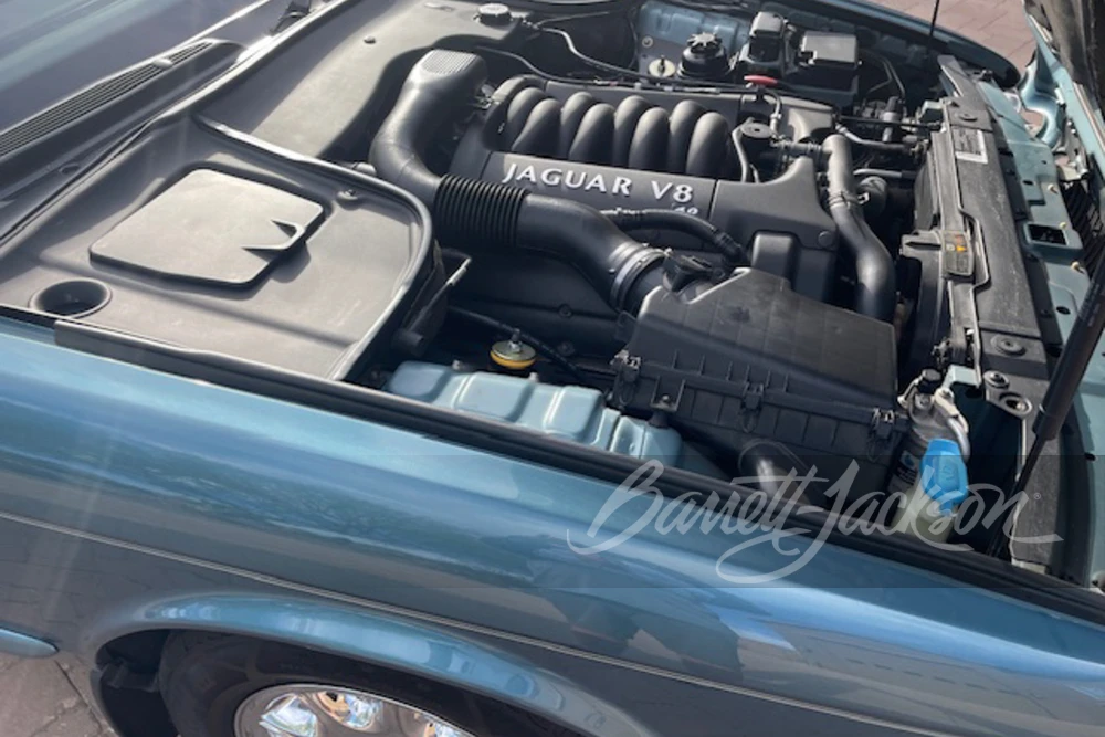2001 Jaguar X308 XJ - Image 3 of 6