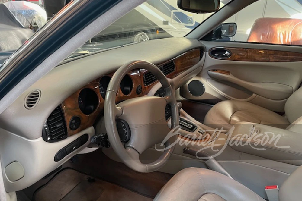 2001 Jaguar X308 XJ - Image 4 of 6