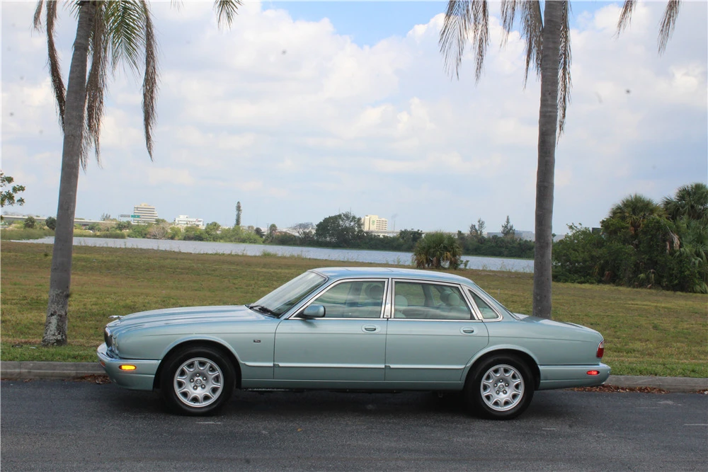 2001 Jaguar X308 XJ - Image 6 of 6